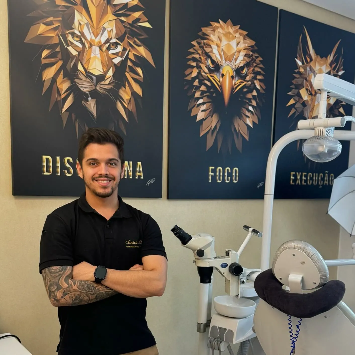 Dr. Renato Alfo no consultório do Tatuapé, São Paulo